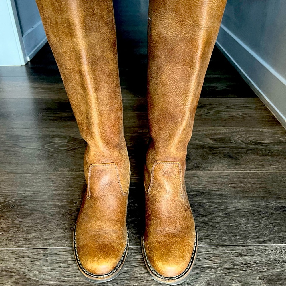 Roots boots